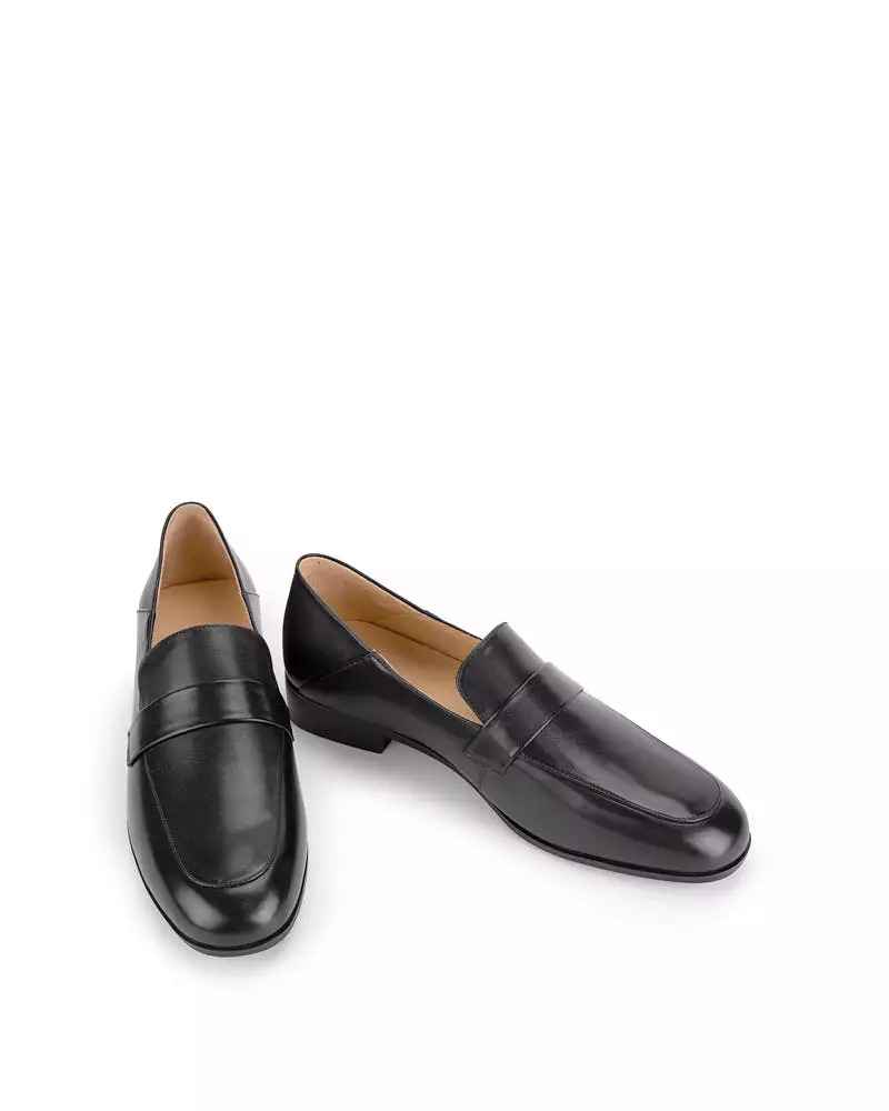 Black Classic Leather Flat Loafers