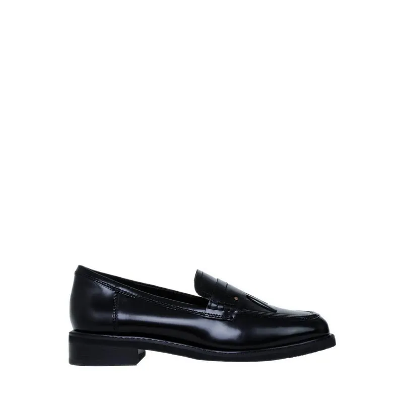 EYN01-005 Loafers - Black