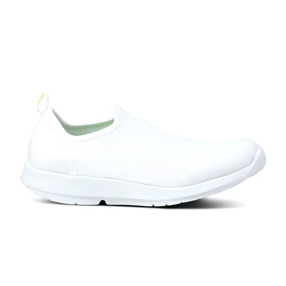 Oofos Women's OOmg Sport Low Shoe - White