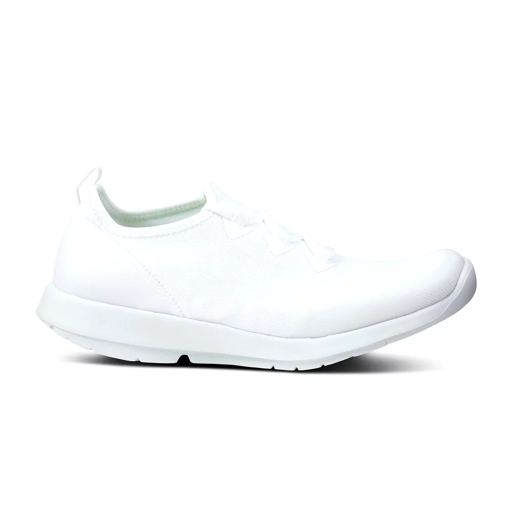 Oofos Women's OOmg Sport LS Low Shoe - White