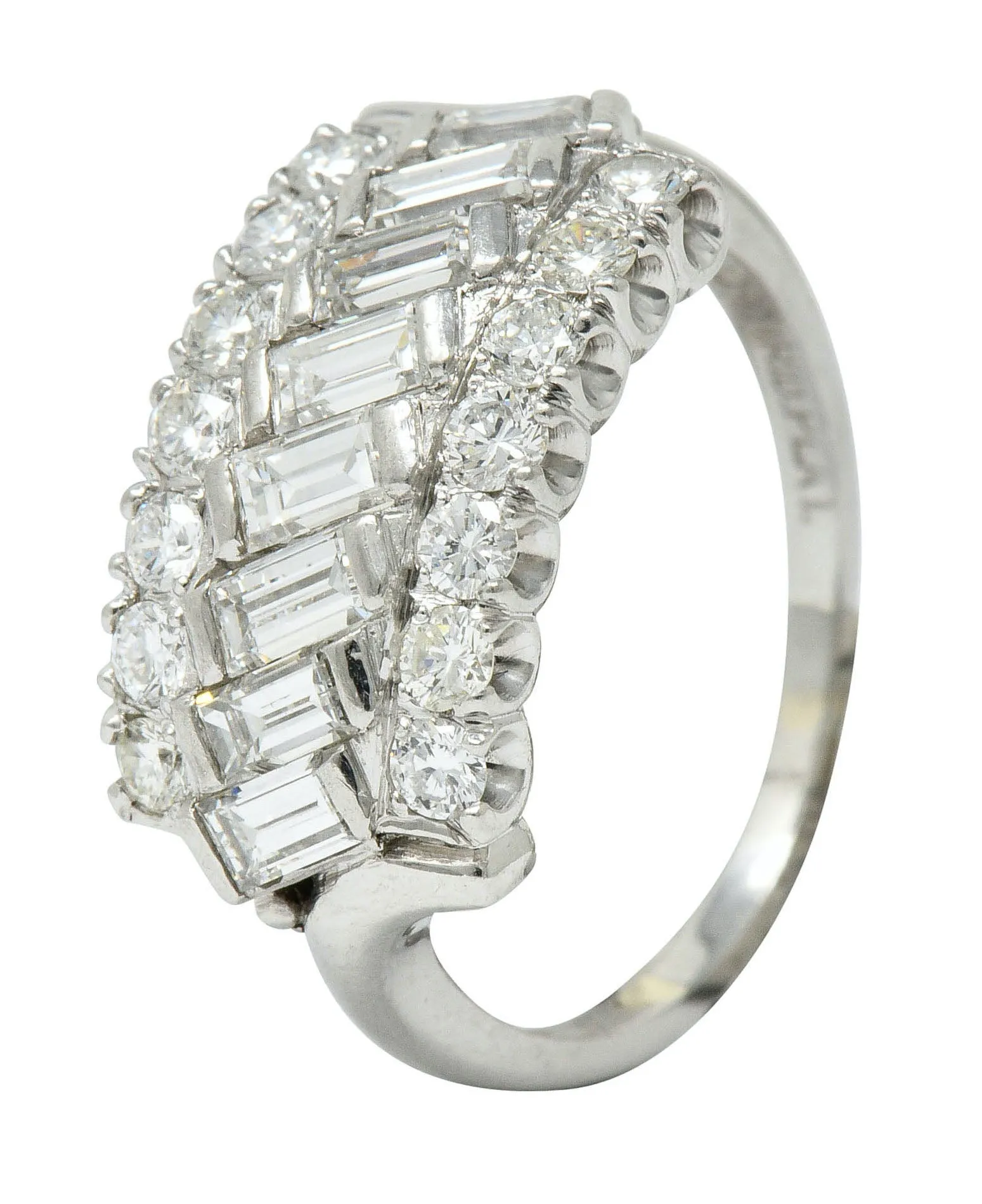 Retro 1.25 CTW Diamond Platinum Fishtail Band Ring