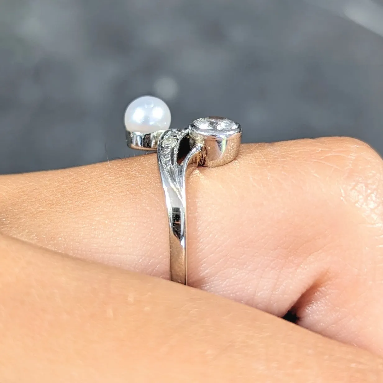 Retro Pearl Diamond 14 Karat White Gold Toi Et Moi Ring