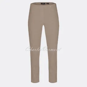 Robell Bella 09 - 7/8 Cropped Trouser 51560-54401-13 (Light Taupe Leaf Jacquard)