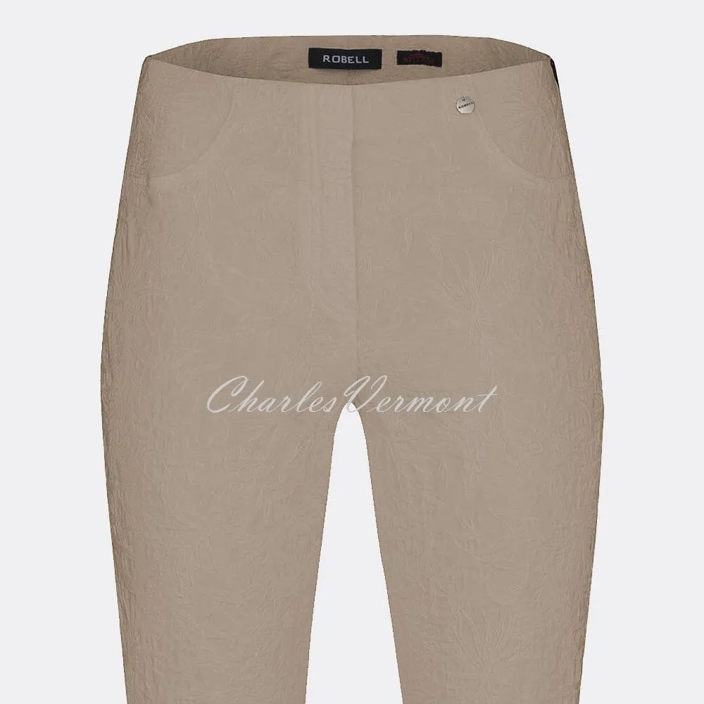 Robell Bella 09 - 7/8 Cropped Trouser 51560-54401-13 (Light Taupe Leaf Jacquard)