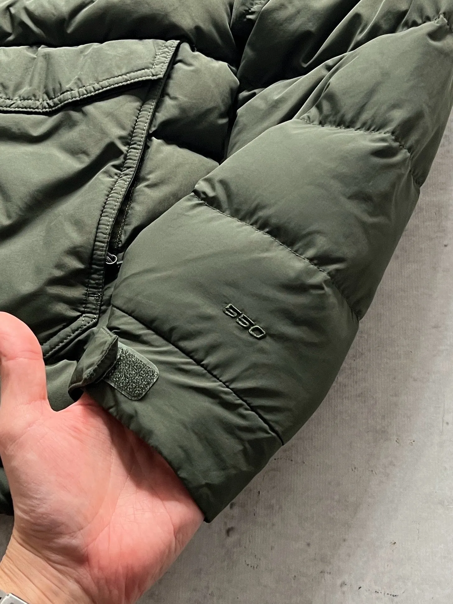 The North Face 550 Down Fill Puffer Jacket (M)