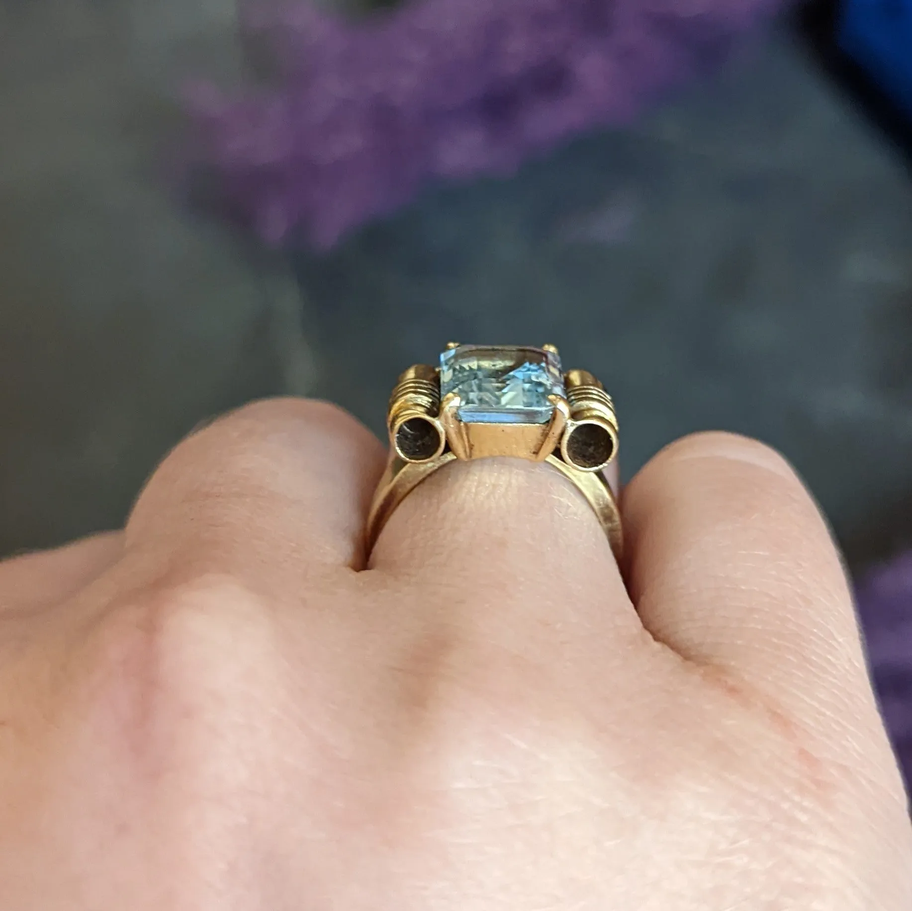 Tiffany & Co. Retro 3.70 CTW Aquamarine 14 Karat Yellow Gold Ring