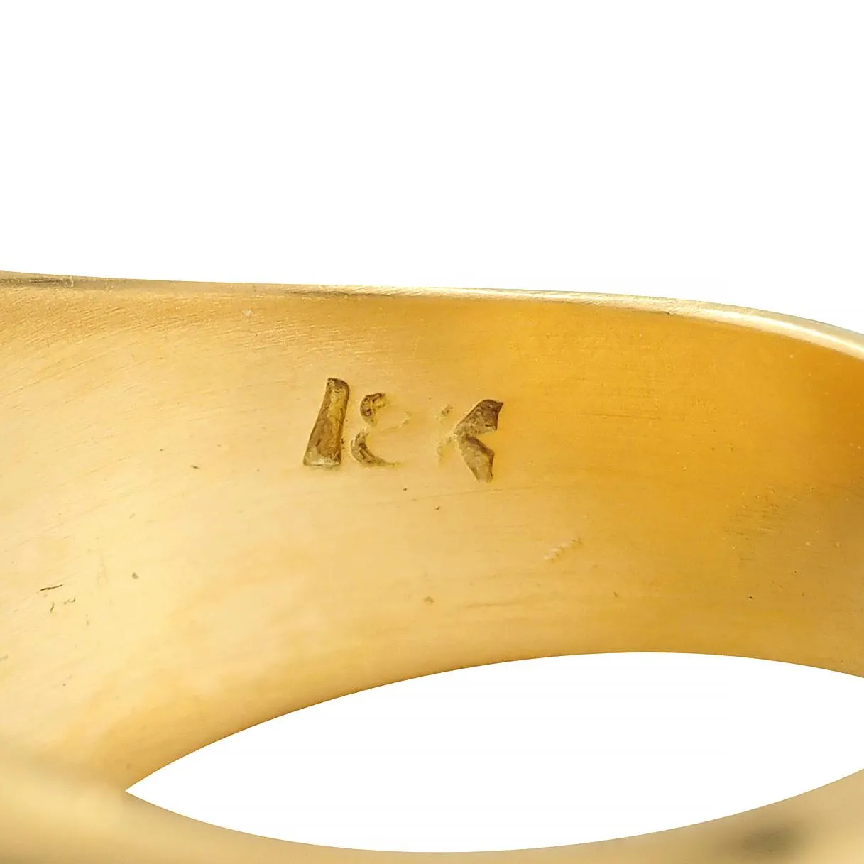 Victorian 18 Karat Yellow Gold Antique Unisex Boar Animal Signet Ring