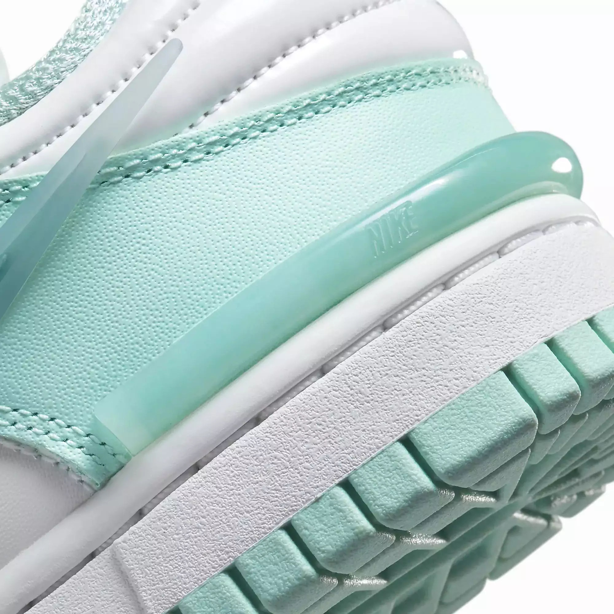 WMN'S DUNK LOW TWIST 'SUMMIT WHITE/JADE ICE'